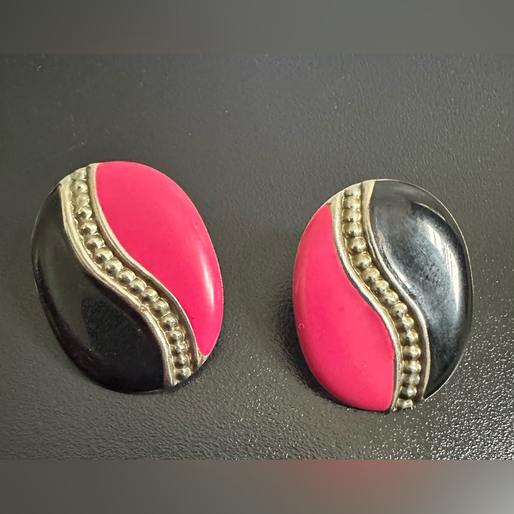 vintage black and pink enamel pieced Earrings